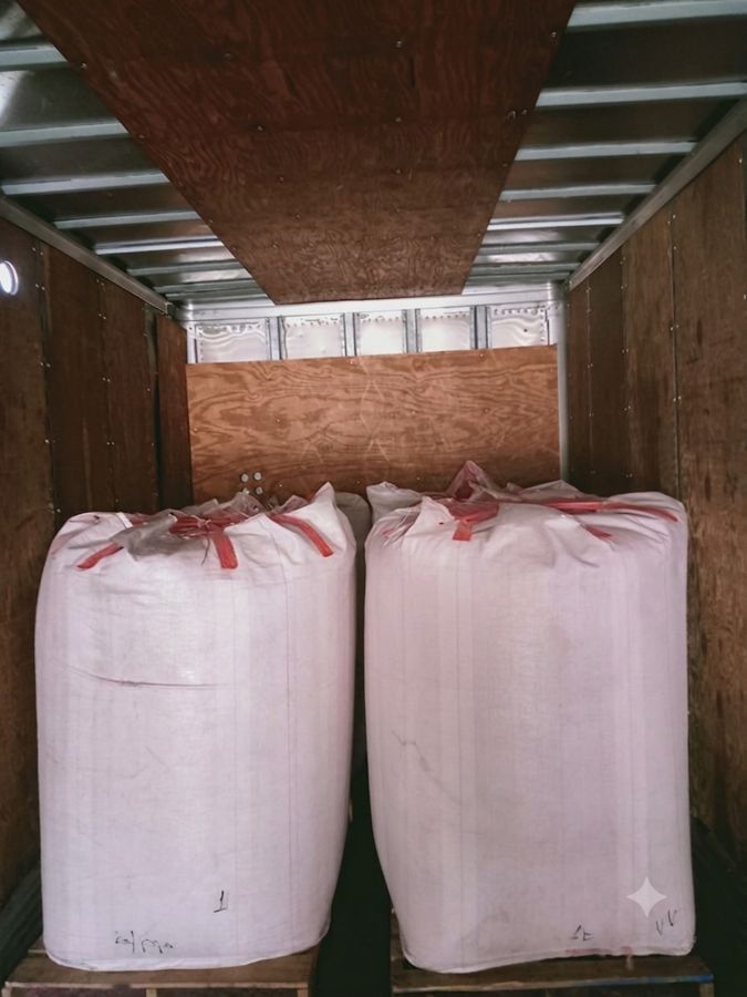 Lote de material plastico recuperado 6